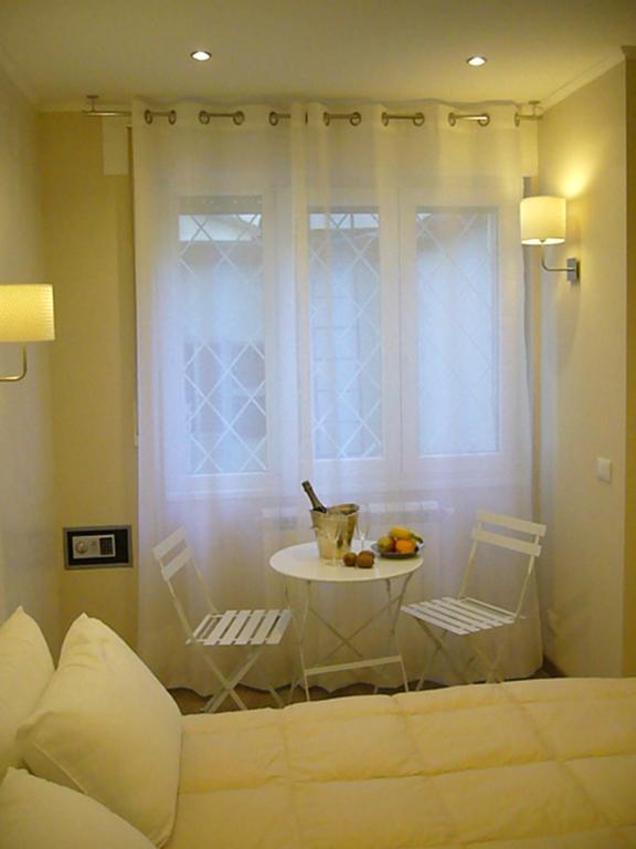 Grignetti Bed Bed & Breakfast Trieste Oda fotoğraf